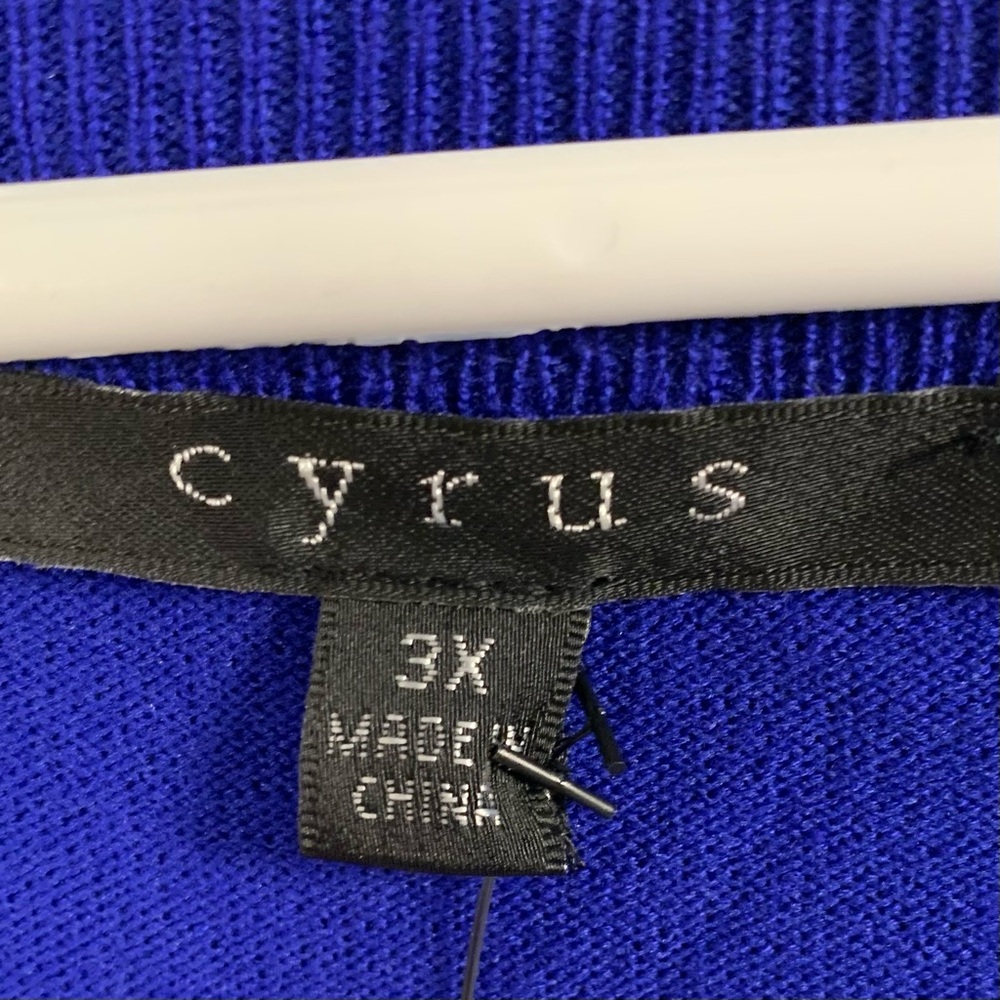 NWT Cyrus Lightweight Sweater Women Sz 3XL Royal Blue‎ Pockets Rounded Hem - Picture 2 of 14